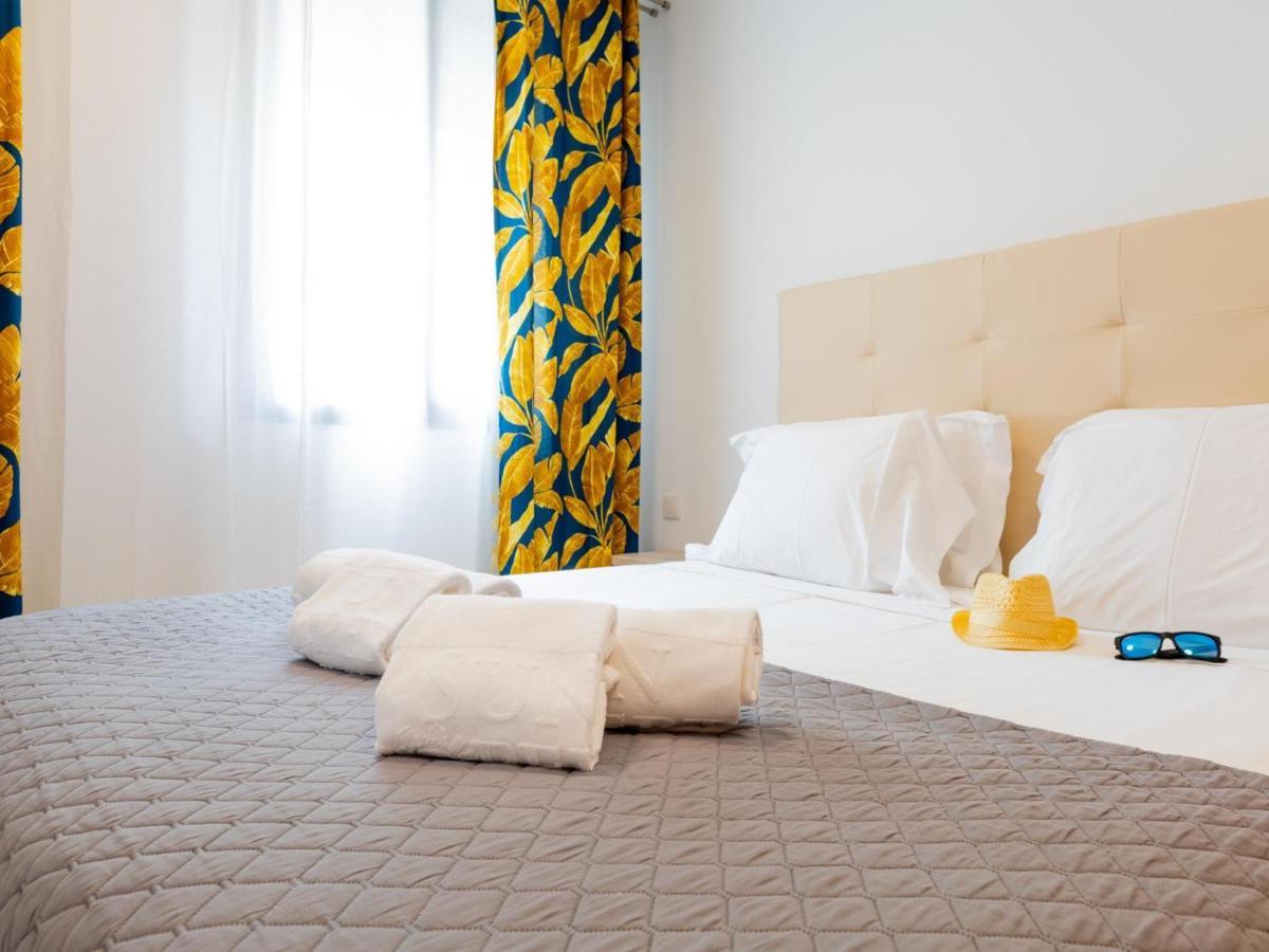 Las Rocas By The Ocean, Wifi And Sea View Los Abrigos Luaran gambar