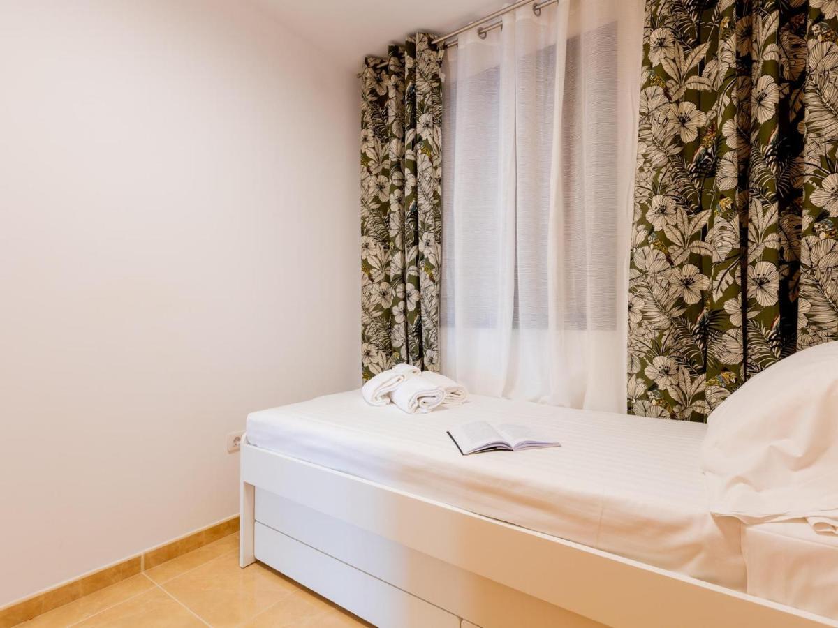 Las Rocas By The Ocean, Wifi And Sea View Los Abrigos Luaran gambar